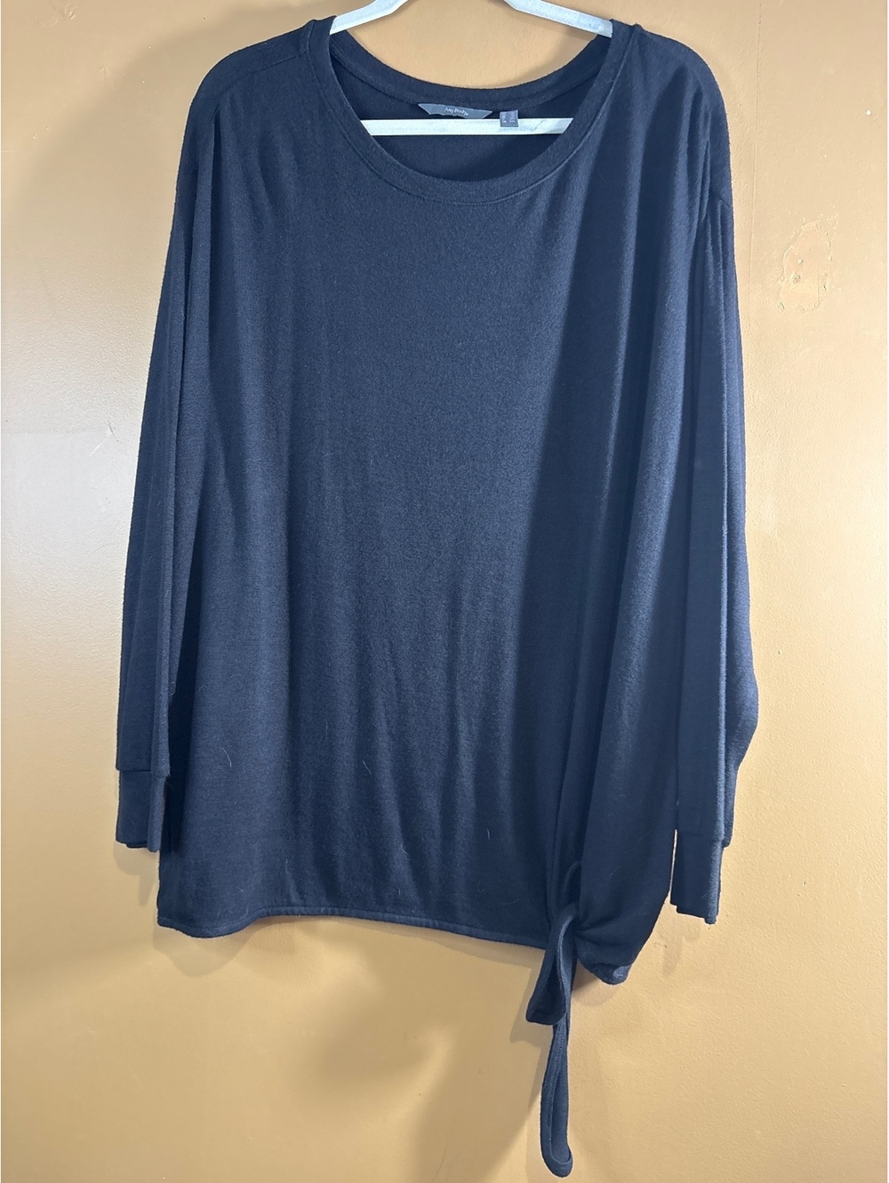 HC1251 AnyBody Women's Black Long Sleeve Knit Top with Side Tie, Size 1X